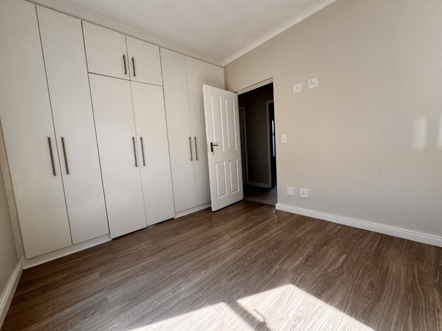 To Let 3 Bedroom Property for Rent in Parklands North Western Cape